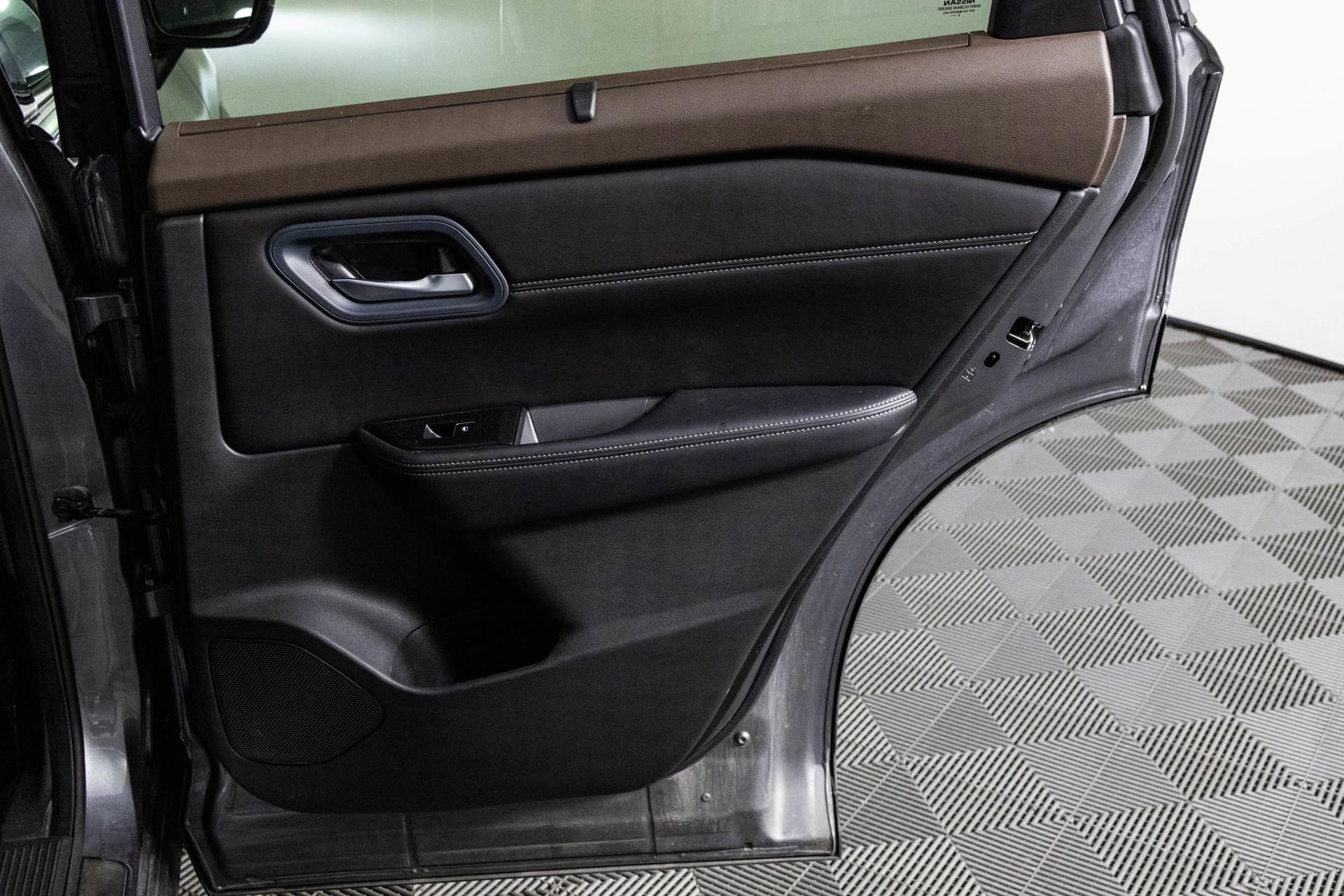 2023 NISSAN ROGUE - Image 40