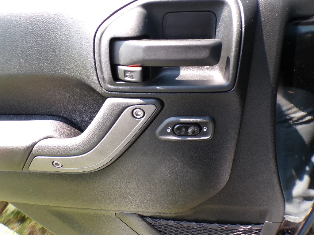 Used 2016 Black Clearcoat Jeep Sport image 16