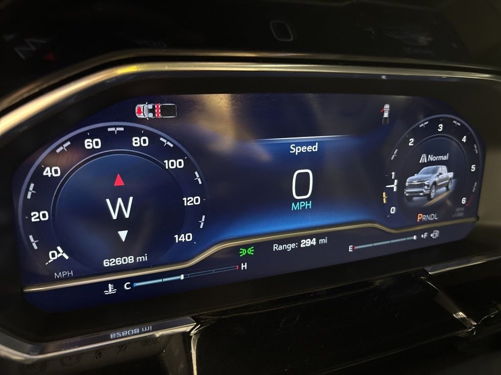 Used 2024 Blue Chevrolet LT image 30