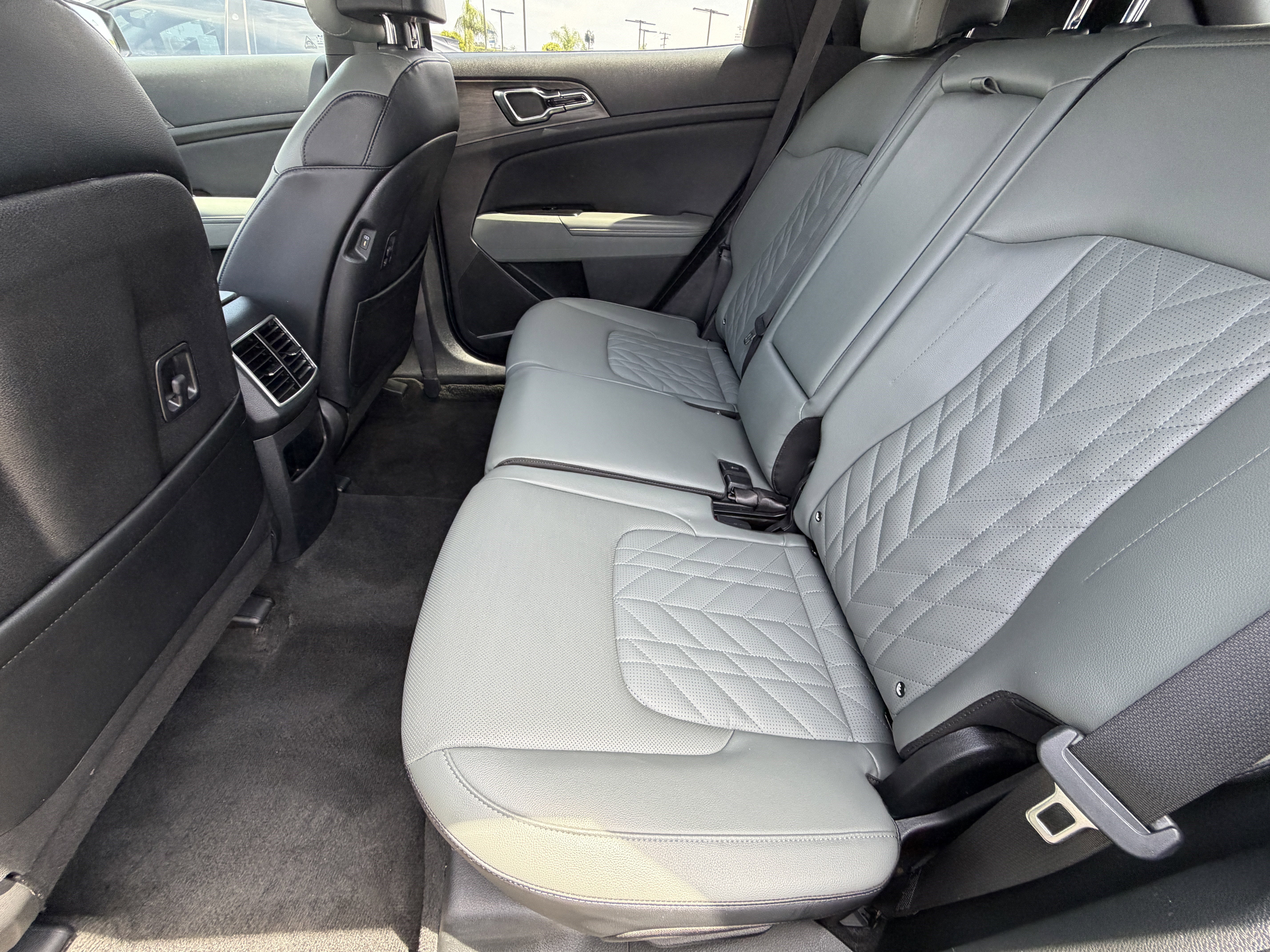 Certified Used 2023 Jungle Green/Ebony Black Roof Kia X-Pro image 28