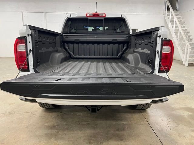 Used 2026 White GMC AT4 image 26
