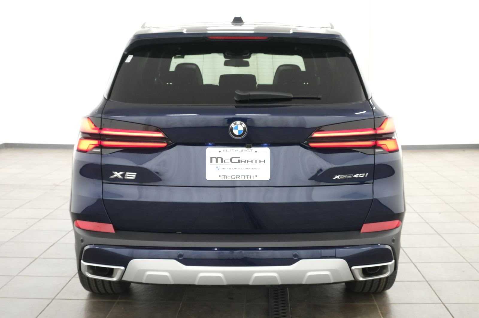 New 2026 Tanzanite Blue II Metallic BMW xDrive40i image 5