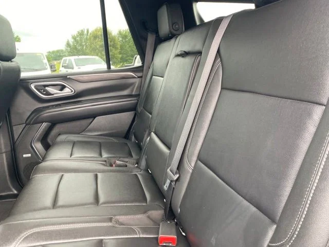 Used 2022 Summit White Chevrolet Z71 image 34