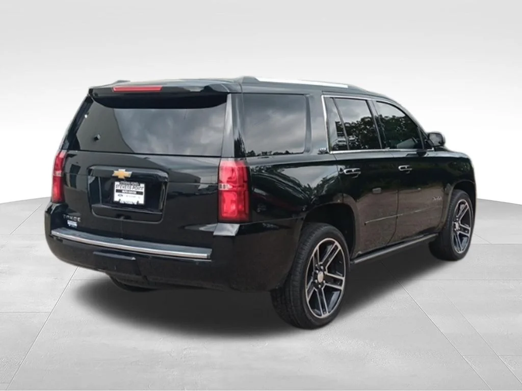 Used 2015 Black Chevrolet LTZ image 7