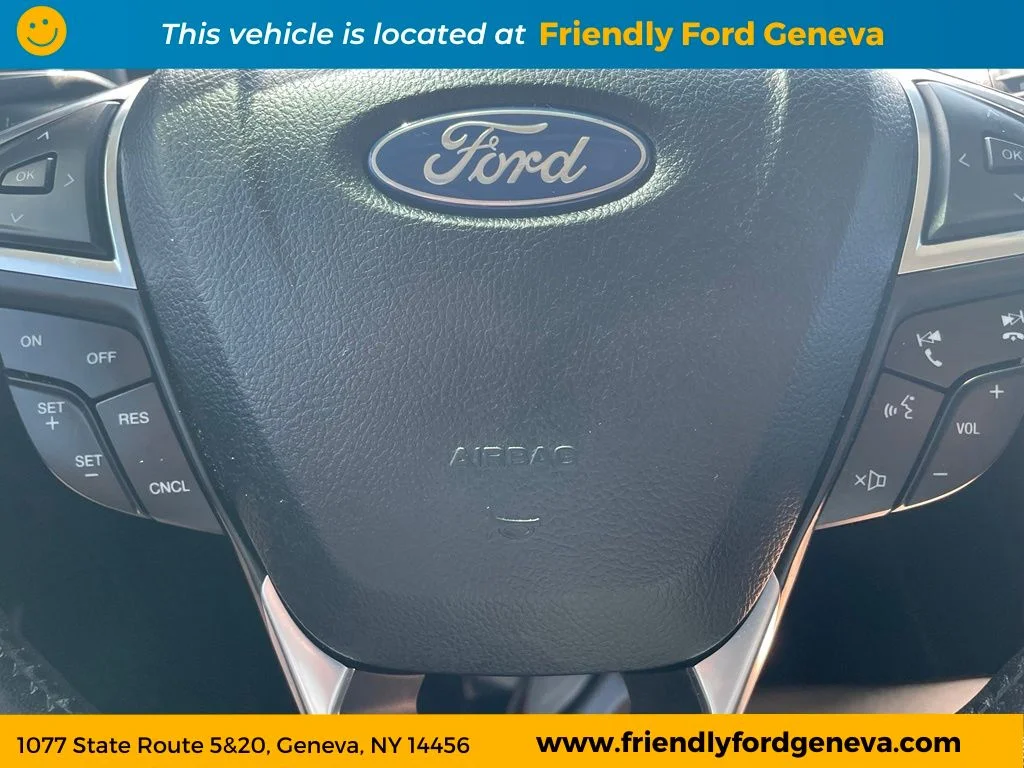 Used 2024 Gray Ford SEL image 17