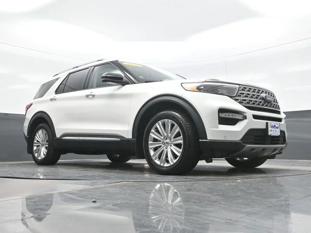 Used 2021 White Ford Limited image 23