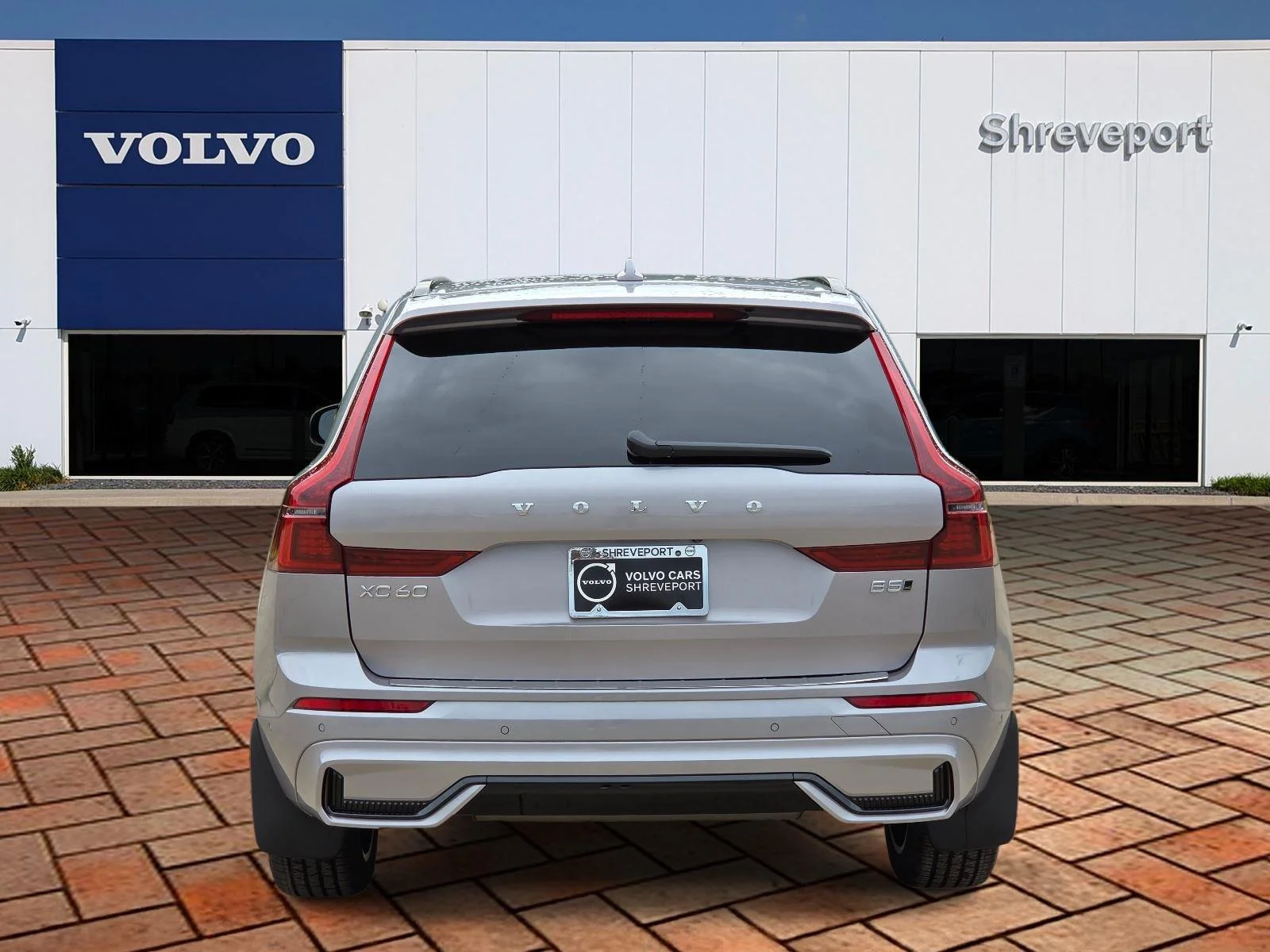 Certified Used 2026 Aurora Silver Volvo Plus image 5