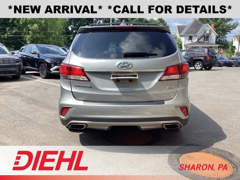 Used 2017 Gray Hyundai SE image 6