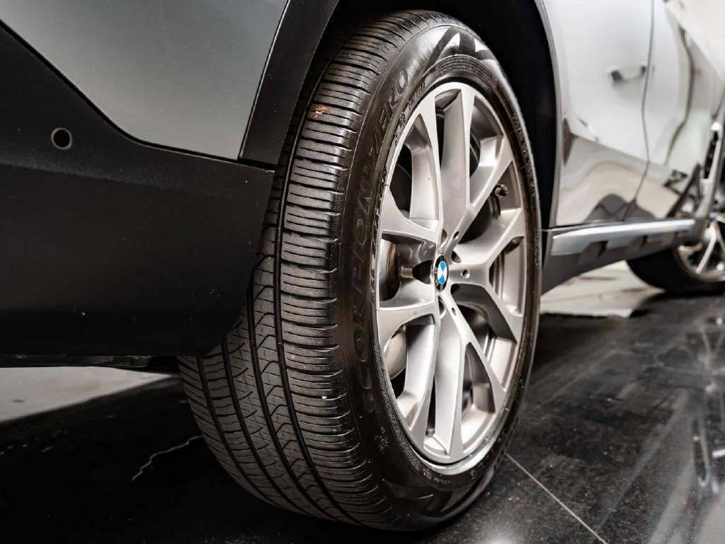 Used 2024 Skyscraper Gray Metallic BMW xDrive40i image 51