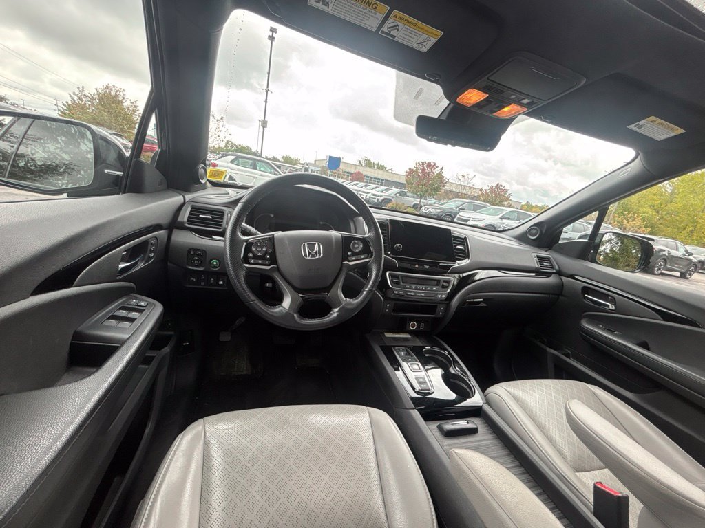 Used 2019 Green Honda Elite image 9