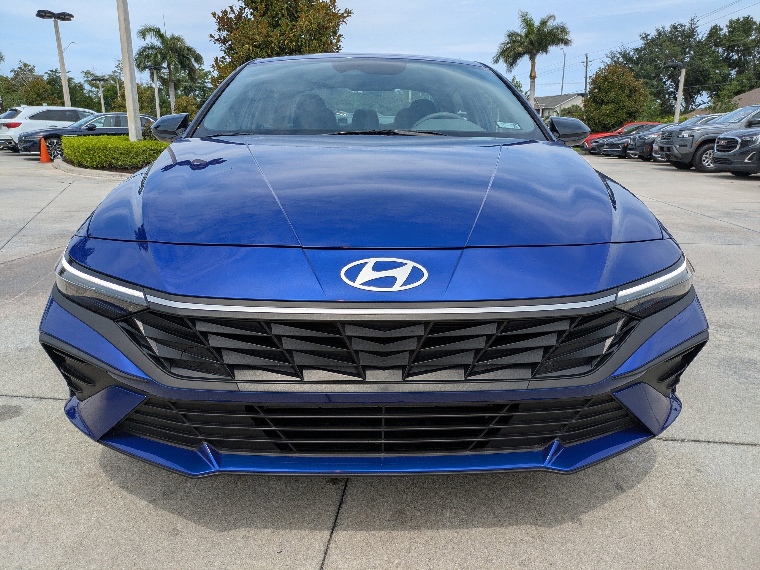 2025 Hyundai Elantra SEL - Photo 6