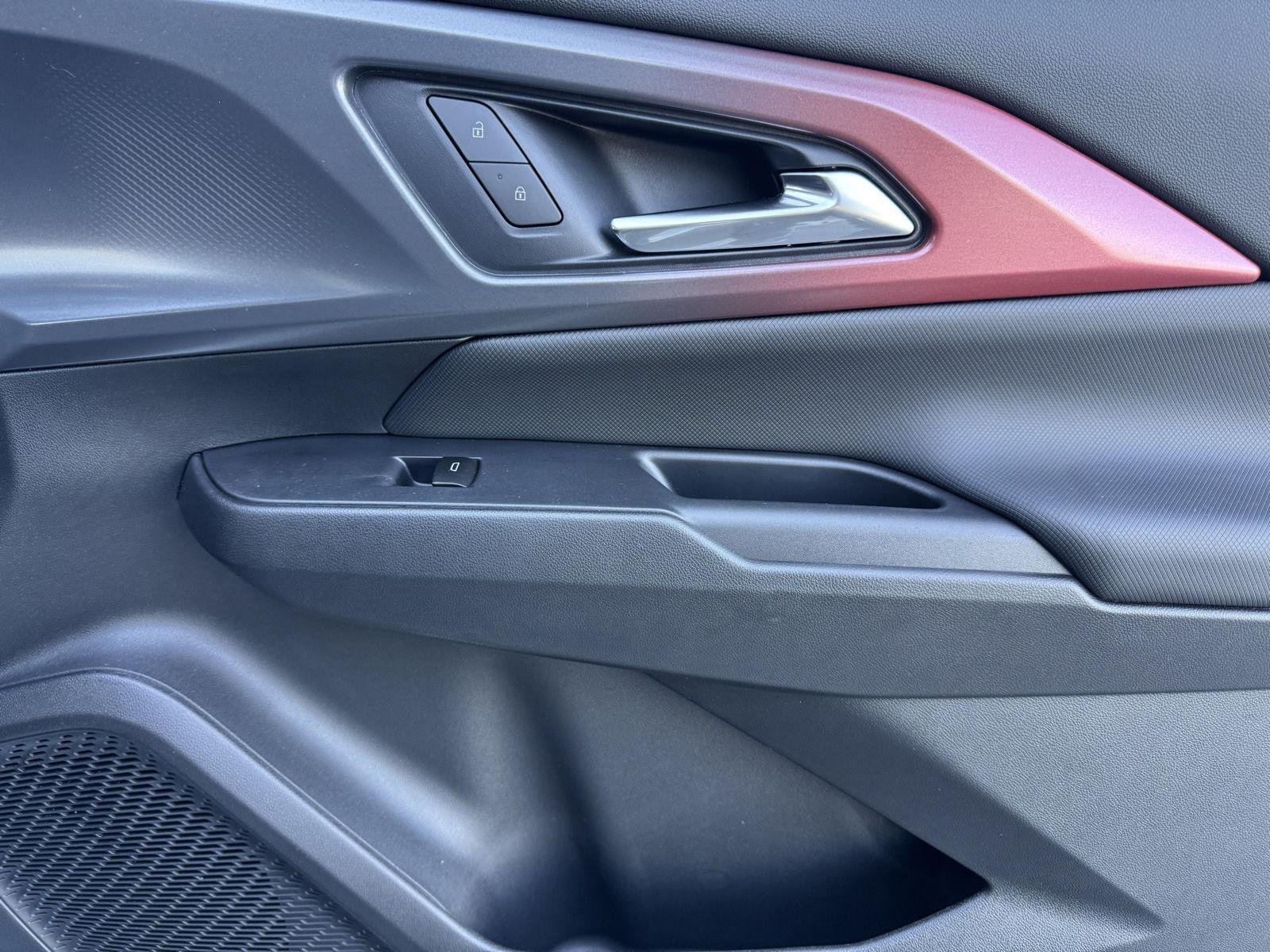 2026 Chevrolet Equinox EV RS - Photo 23