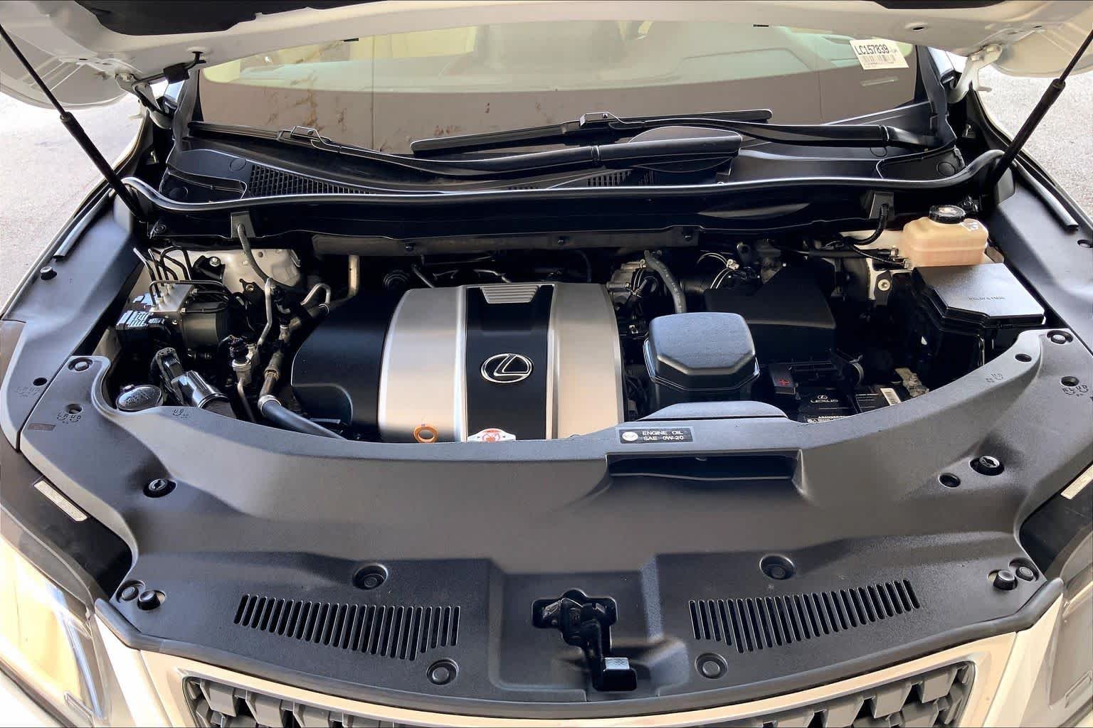 Used 2020 Eminent White Pearl Lexus  image 30