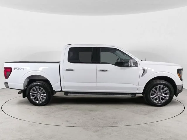 Certified Used 2024 Oxford White Ford XLT image 6