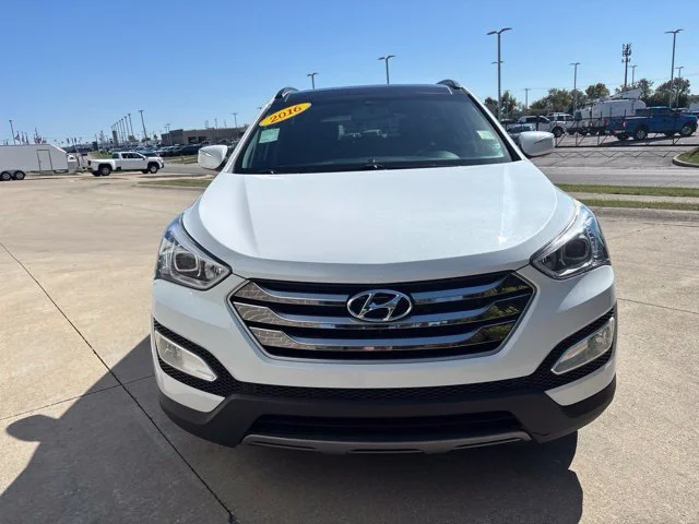 Used 2016 Frost White Pearl Hyundai 2.4 Base image 5