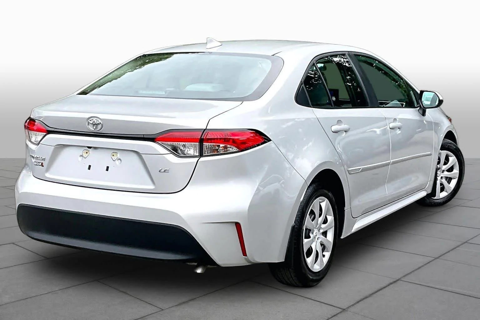 Certified Used 2024 Classic Silver Metallic Toyota LE image 13