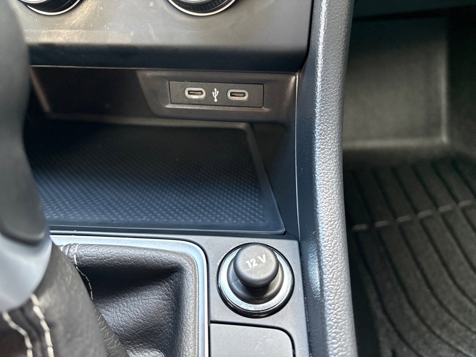Certified Used 2024 Rising Blue Metallic Volkswagen S image 18