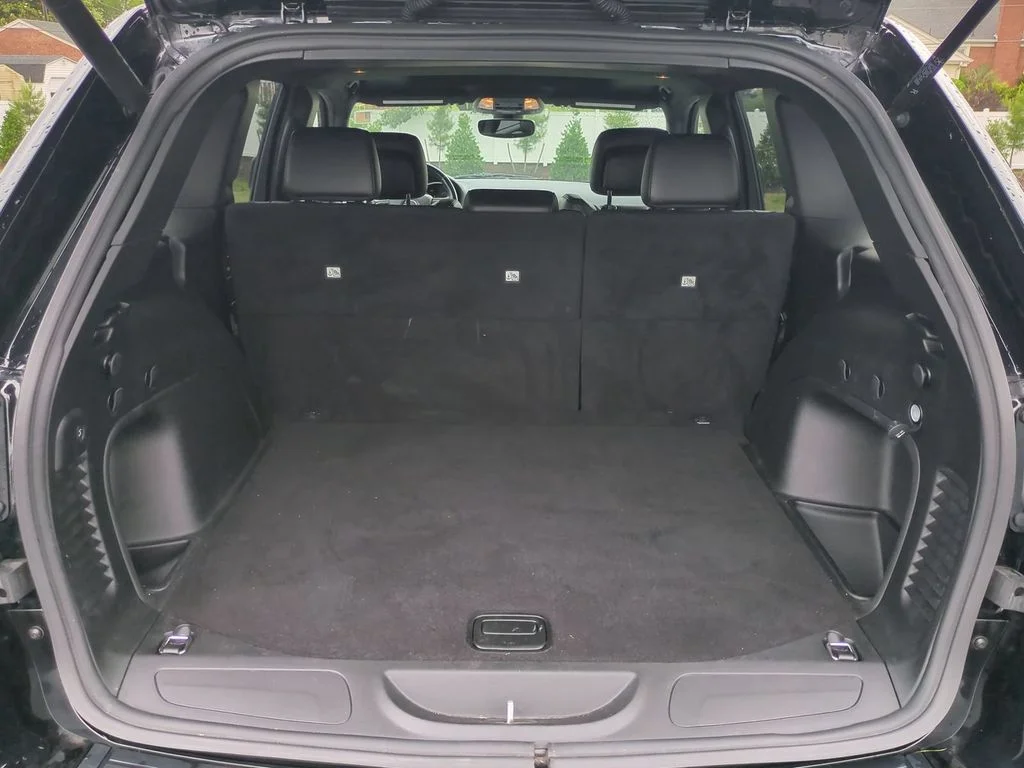 Used 2022 Black Jeep Laredo X image 13