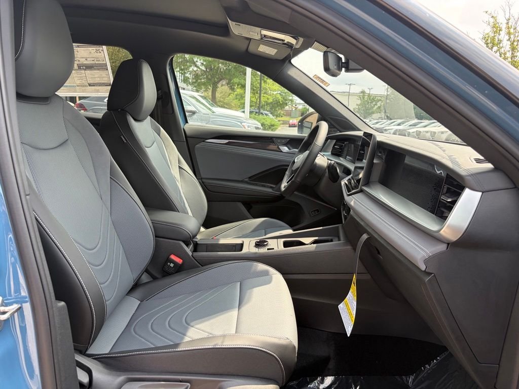 New 2026 Monterey Blue W/Deep Black Roof Volkswagen 2.0T SE R-Line Black image 15
