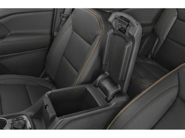 Used 2023 SUMMIT WHITE GMC AT4 image 9