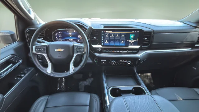 Used 2025 Gray Chevrolet LTZ image 11