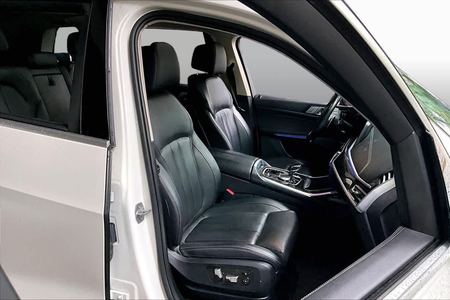 Used 2020 Mineral White Metallic BMW xDrive40i image 8