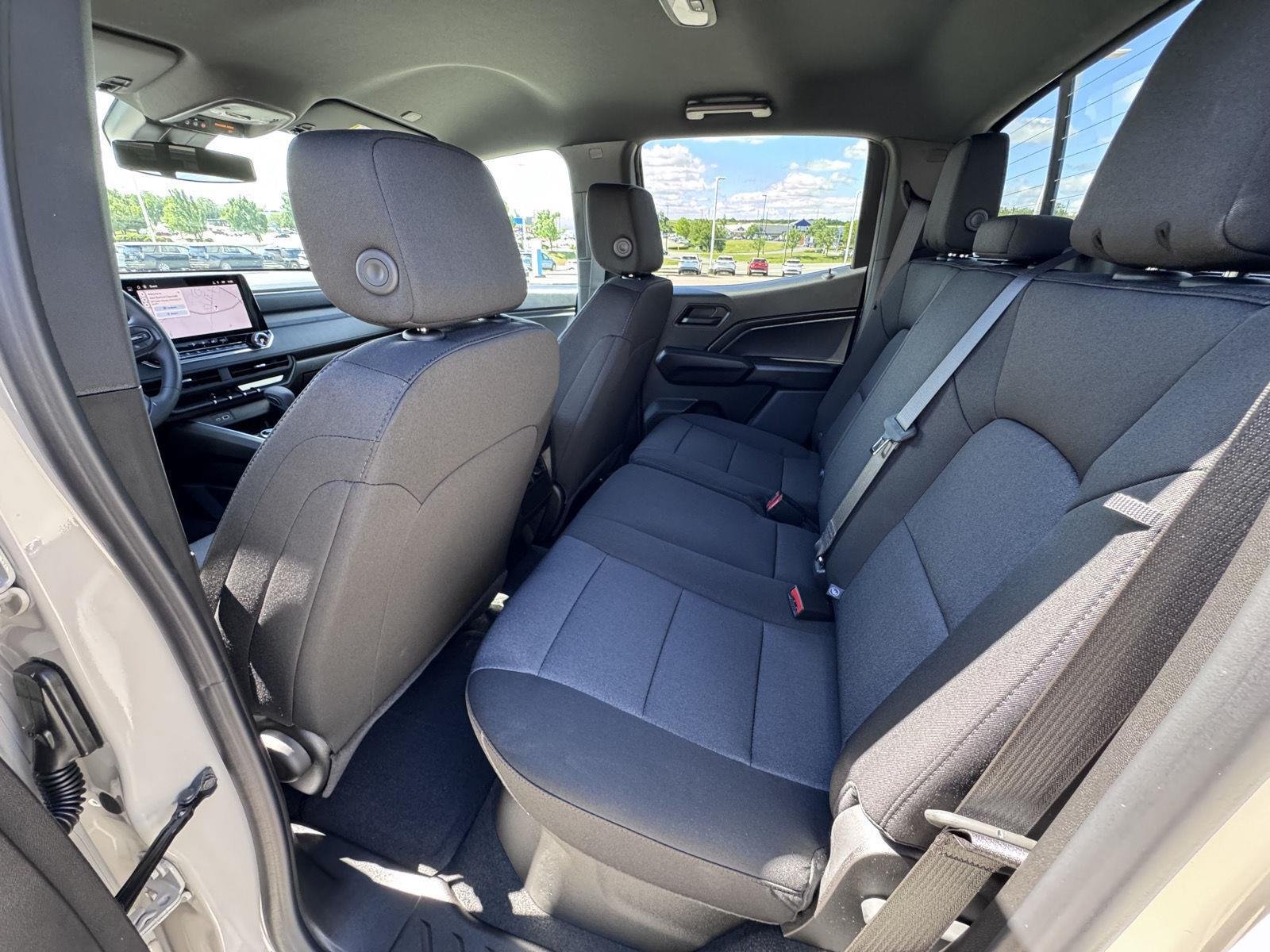 2026 Chevrolet Colorado Trail Boss - Photo 32