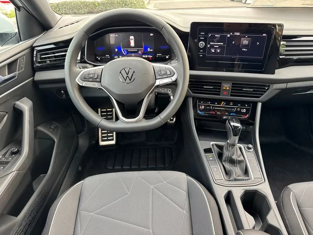 New 2026 Pure White Volkswagen 1.5T Sport image 25