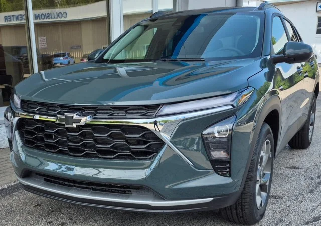 New 2026 Cypress Gray Chevrolet LT image 1