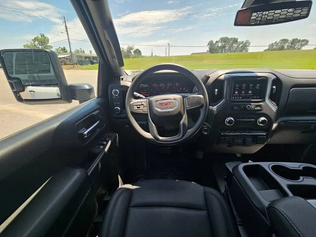 New 2025 Summit White GMC Pro image 13