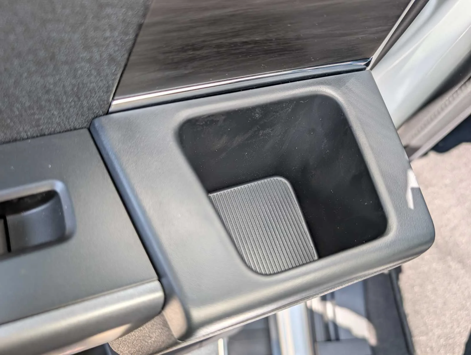 New 2026 Star White Metallic Tri-Coat Ford Lariat® image 21
