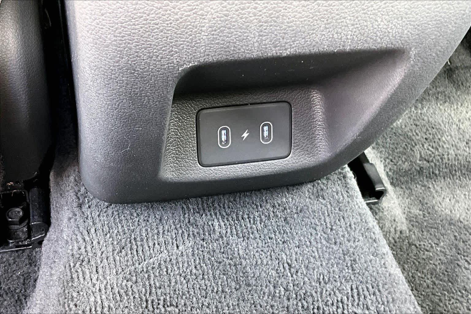Used 2025 Aero Silver Hyundai SEL image 28