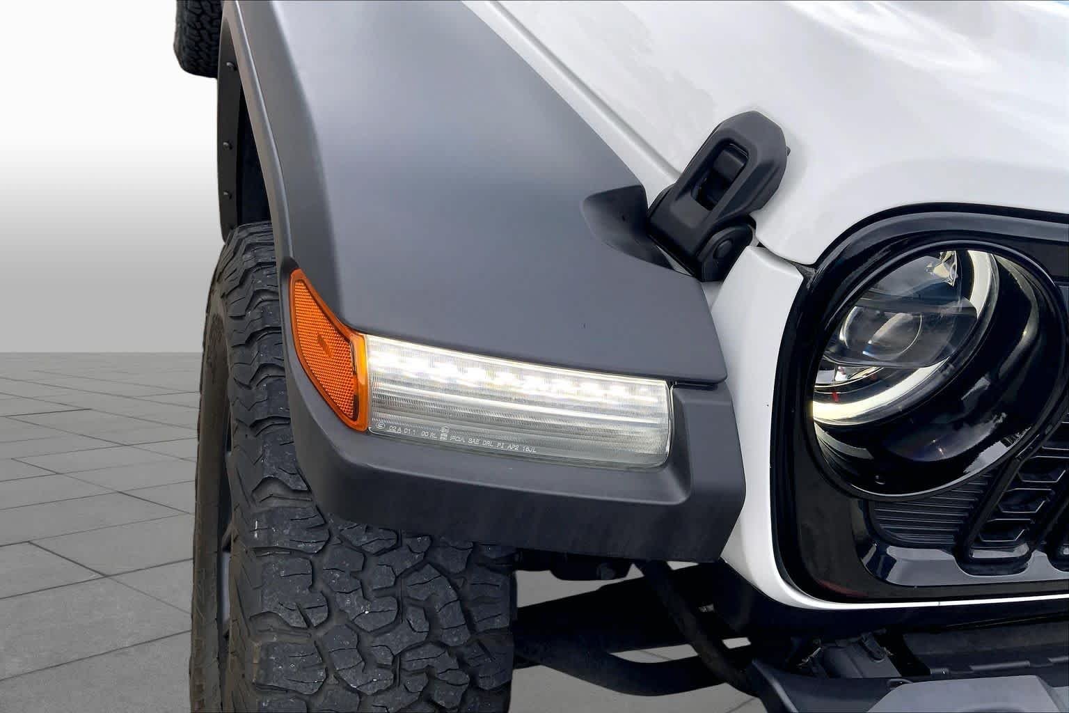 Used 2024 Bright White Clearcoat Jeep Willys image 28