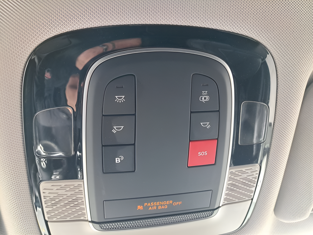 Used 2023 Burgundy Hyundai SEL image 25