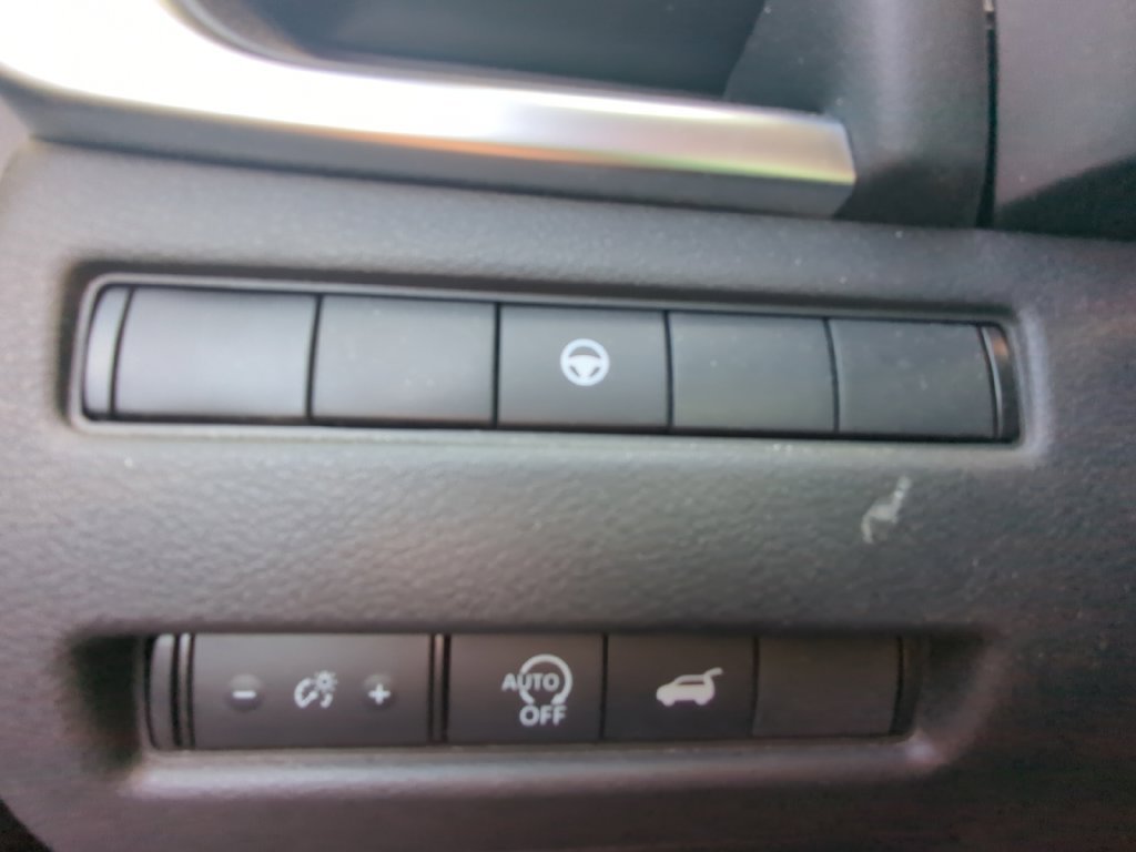 Used 2023 Gray Nissan SV image 12