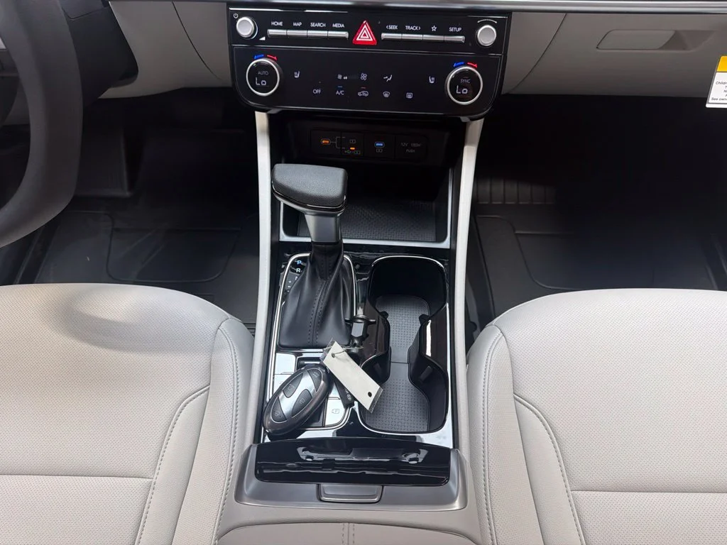 New 2026 Serenity White Pearl Hyundai SEL Plus image 18