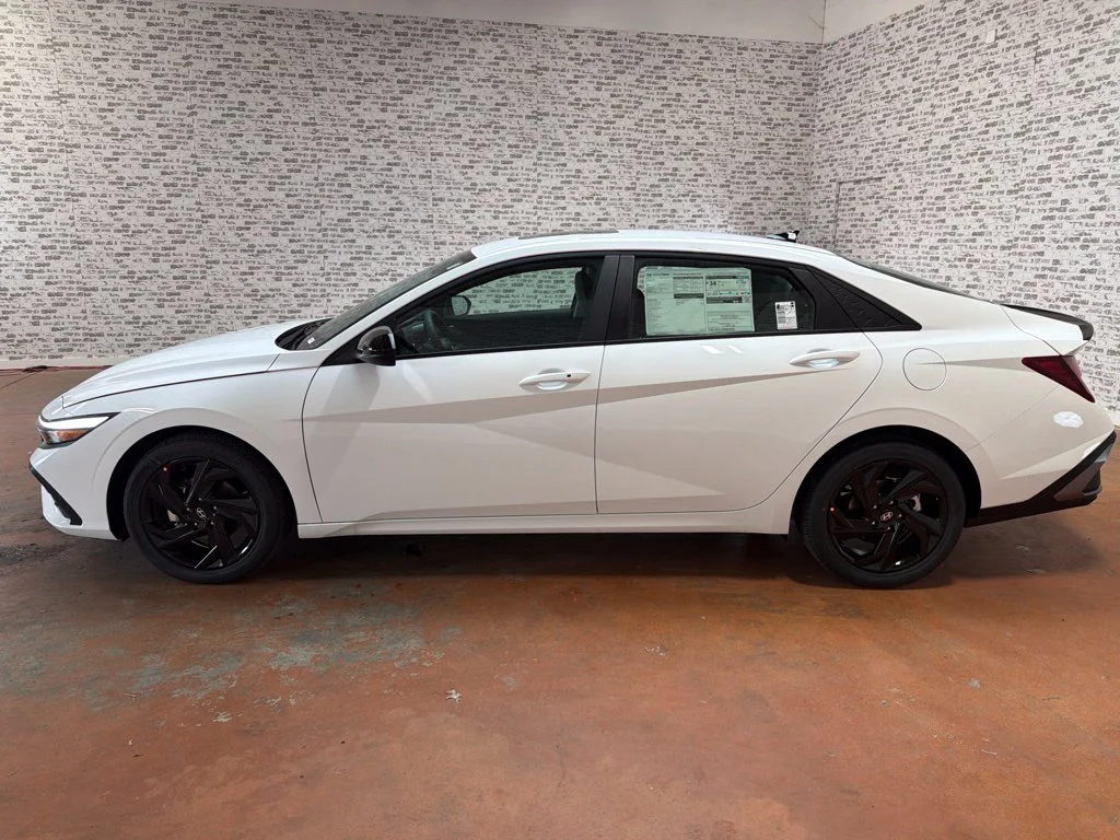 New 2026 Serenity White Hyundai SEL Sport Plus image 4