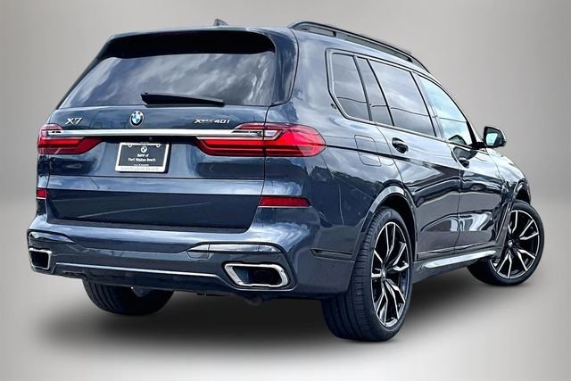 Used 2019 Gray BMW xDrive40i image 5