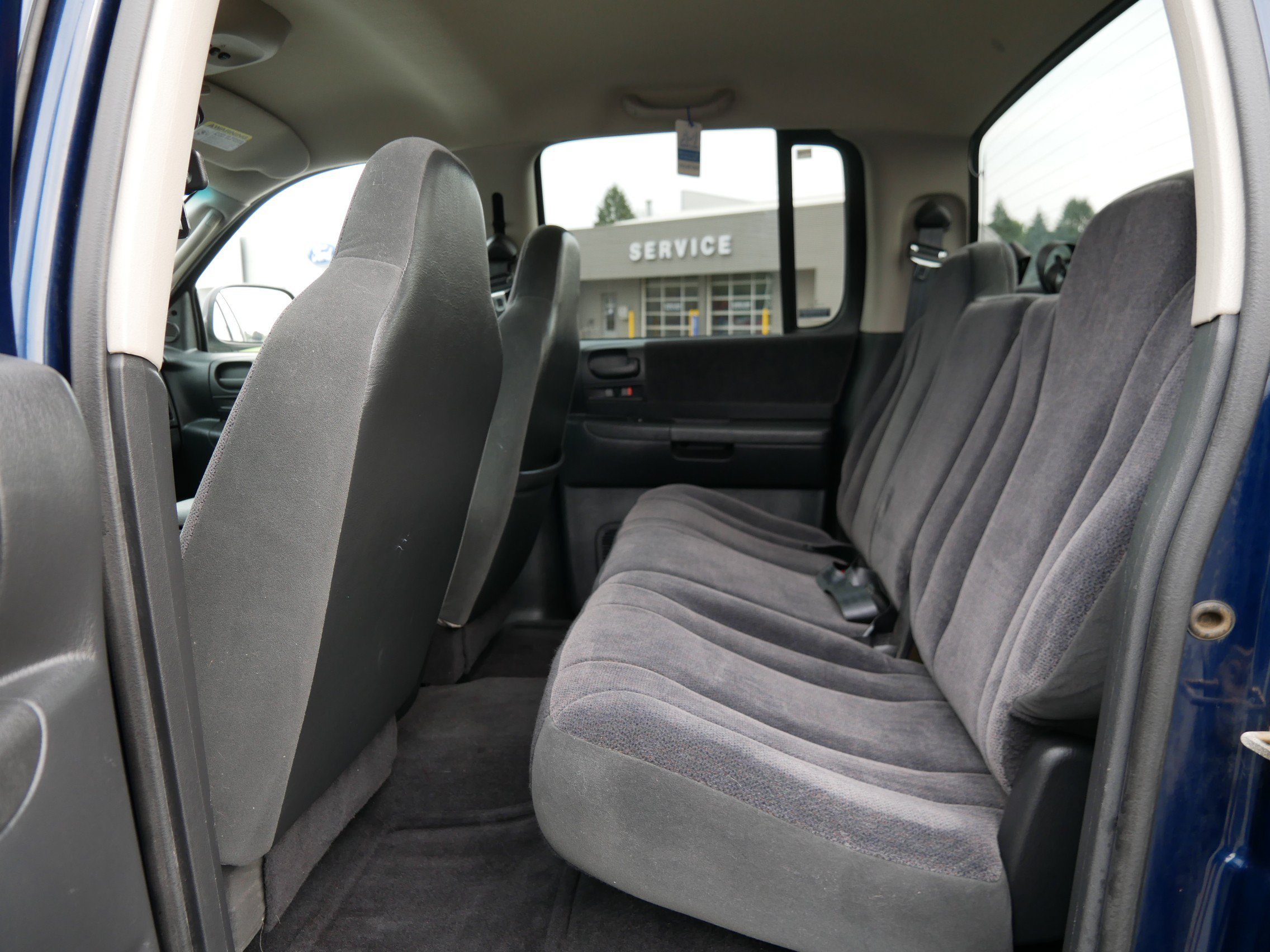 Used 2001 Blue Dodge SLT image 11