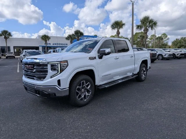 New 2026 Glacier White Tricoat GMC SLT image 7