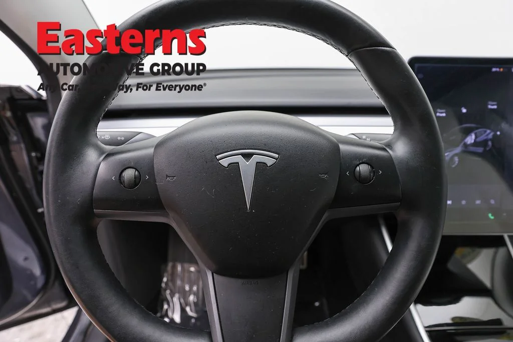 Used 2018 Gray Tesla Long Range image 10