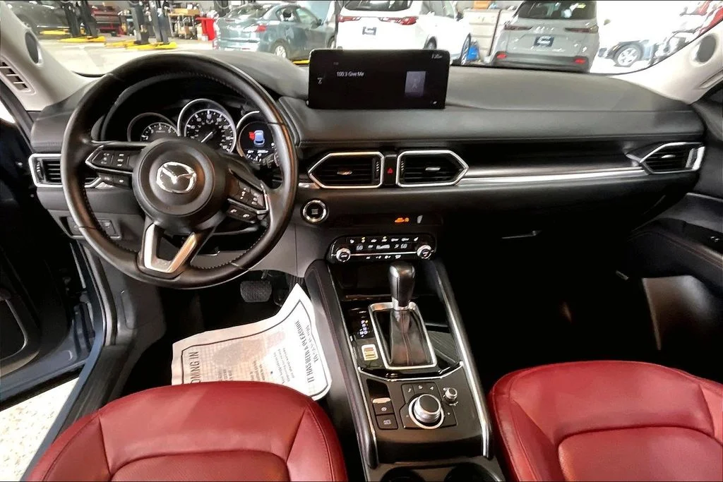 Used 2025 Gray Mazda 2.5 S Carbon Edition image 15