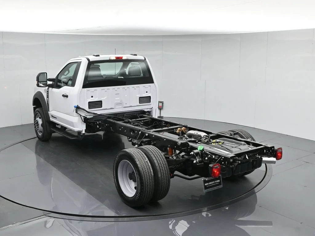 New 2026 Oxford White Ford XL image 33