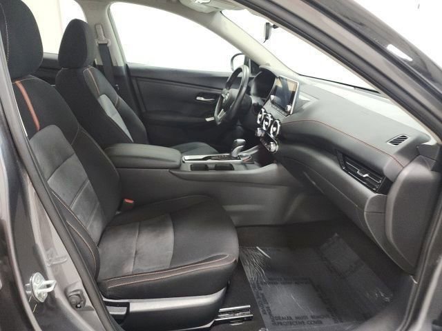 2023 Nissan Sentra SR - Photo 9