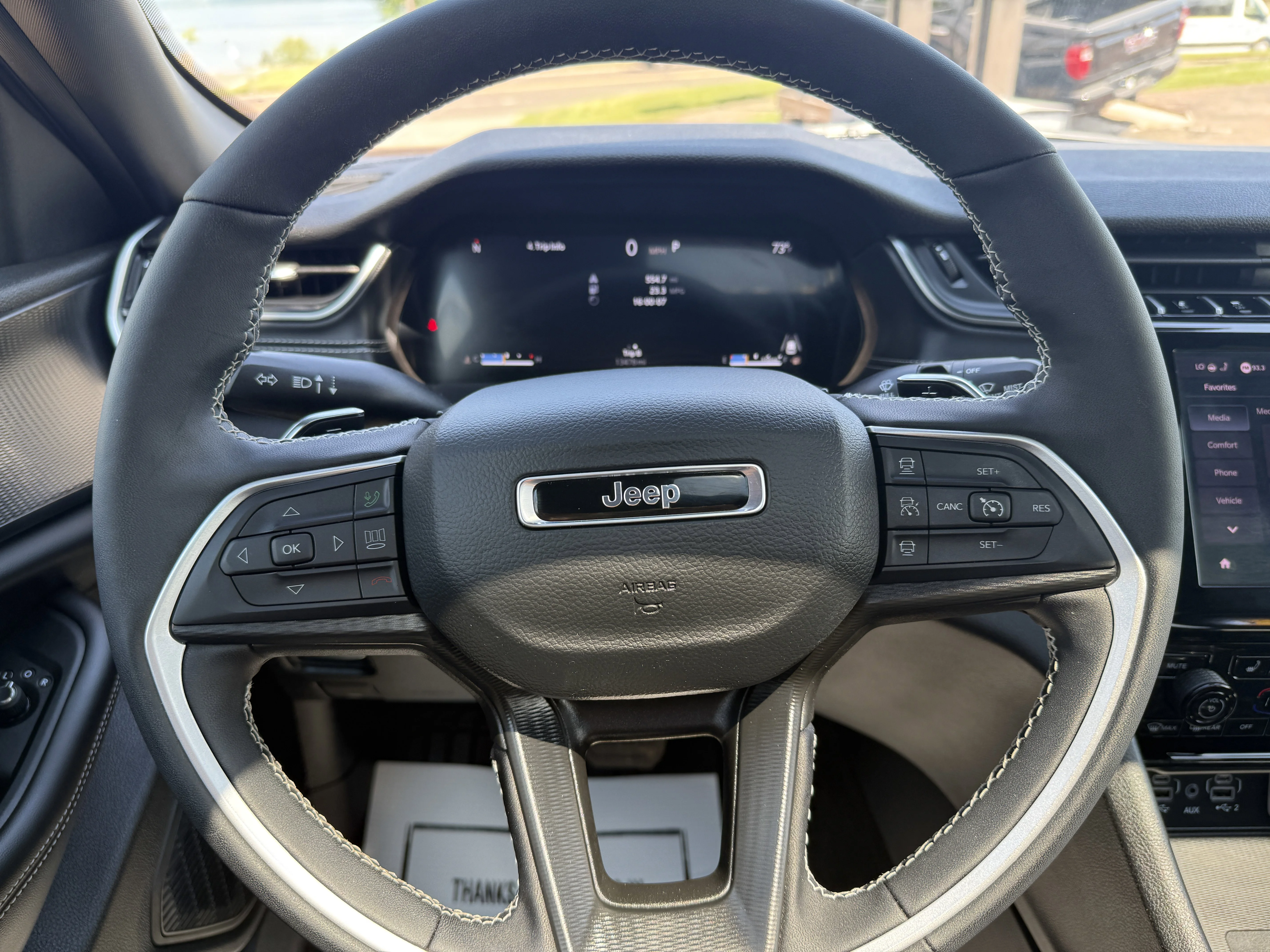 2025 Jeep Grand Cherokee Altitude - Photo 17