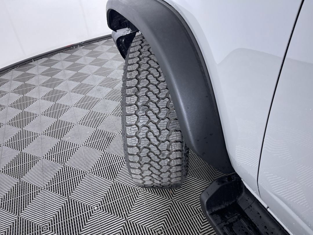 New 2026 Avalanche Ford Heritage Edition image 28