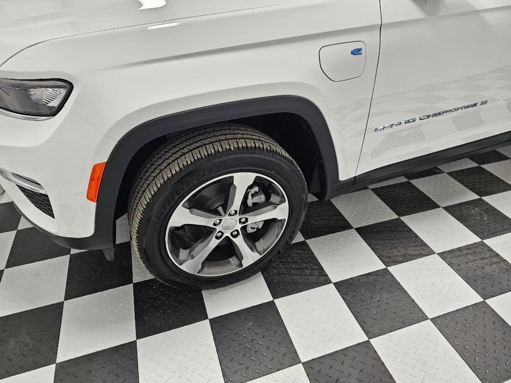 2023 Jeep Grand Cherokee 4xe - Photo 23