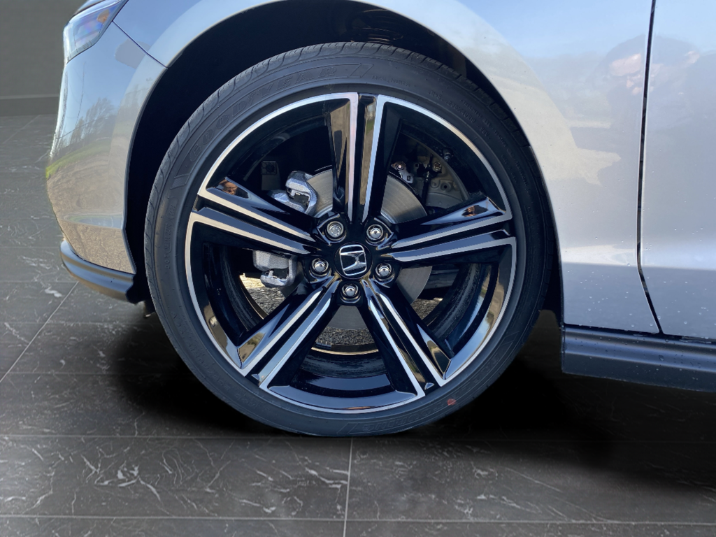 New 2026 Solar Silver Metallic Honda SE image 36