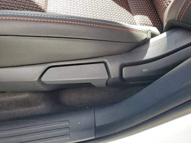 2026 Nissan KICKS SR - Photo 12