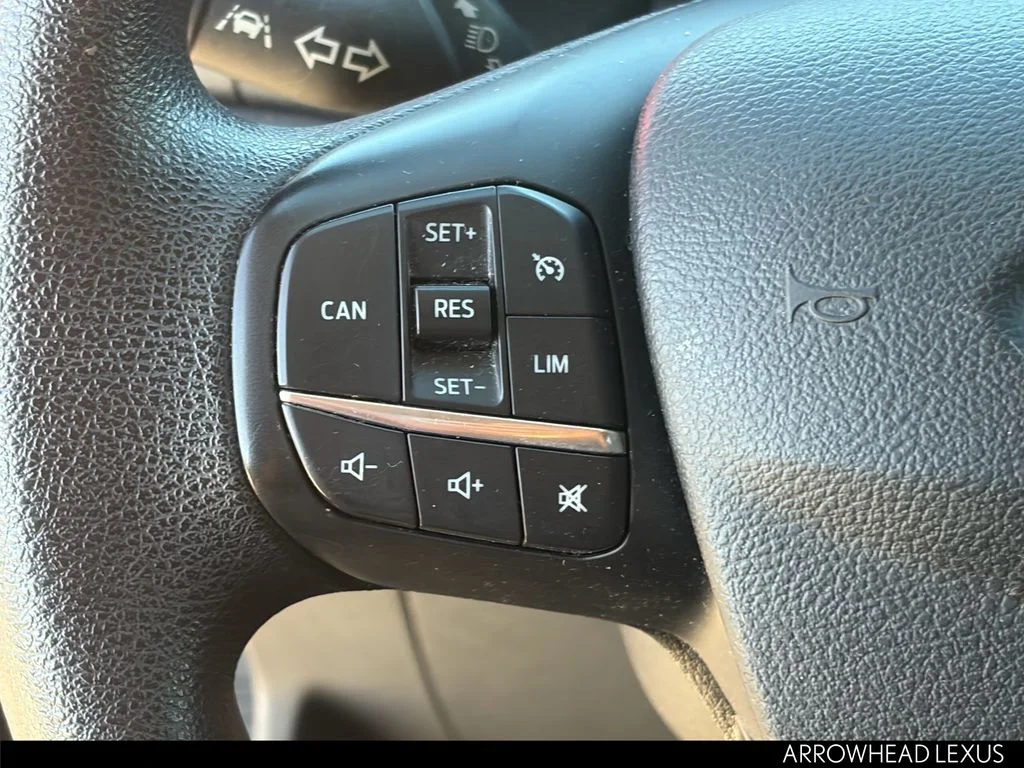 Used 2020 Red Ford XLT image 16